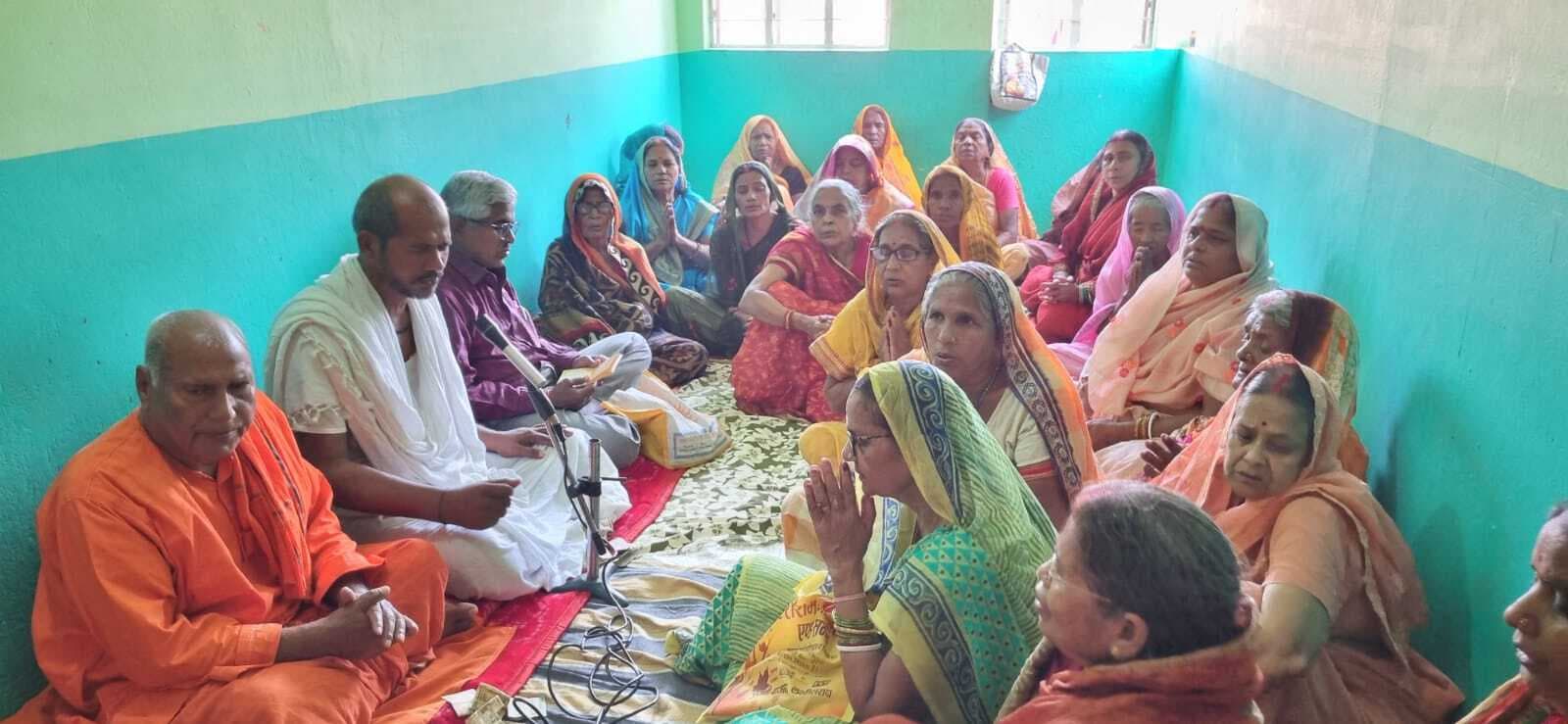 मासिक सत्संग समापन पर महासत्संग का आयोजन