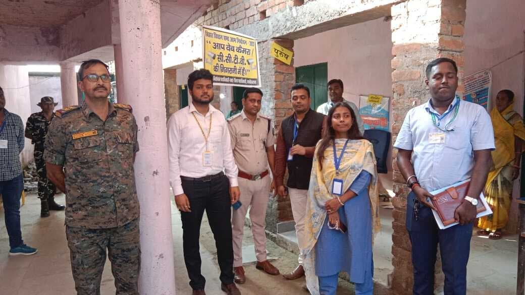 नक्सल प्रभावित इलाकों में लोकतंत्र को मिला जबरदस्त समर्थन