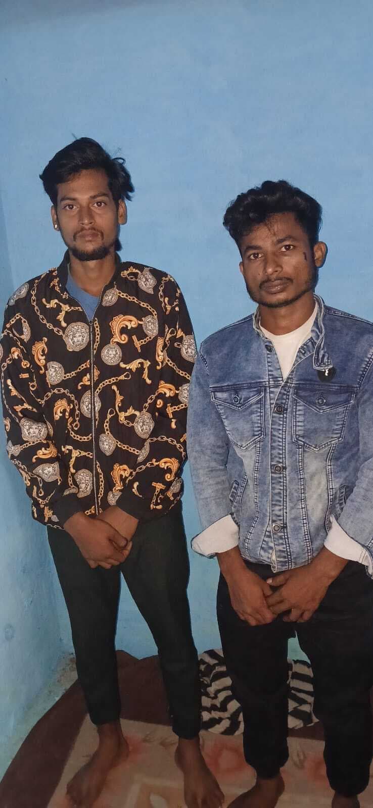 शराब पीकर मारपीट करते दो युवक गिरफ्तार