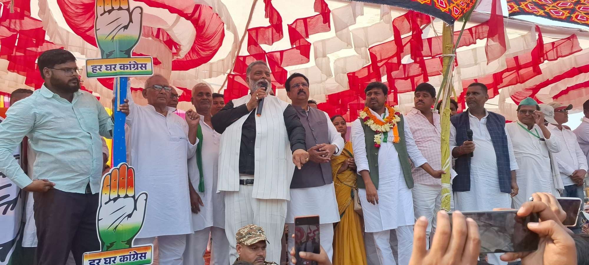 सांसद पप्पू यादव ने कांग्रेस प्रत्याशी के लिए मांगा वोट