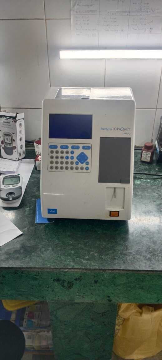 Deoghar news : ओपीडी मरीजों को नहीं मिल रही जांच की सुविधा, बाहर कराना पड़ रहा महंगा टेस्ट