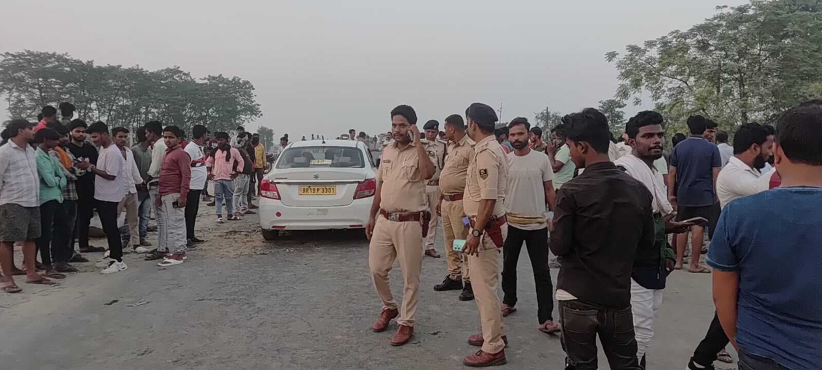 आक्रोशित ग्रामीणों ने चालक को पीट-पीट कर किया अधमरा, दो घंटे रहा एनएच जाम