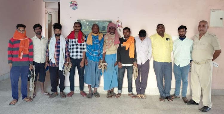 एक तस्कर समेत नौ शराबी गिरफ्तार