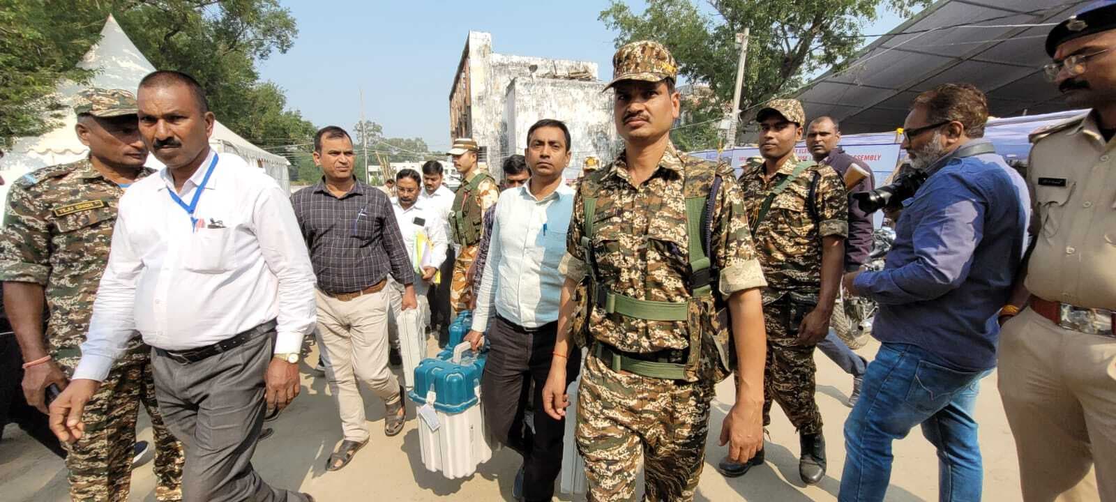 समस्याओं के समाधान के लिए बोधगया के 414 बूथों पर मतदान आज