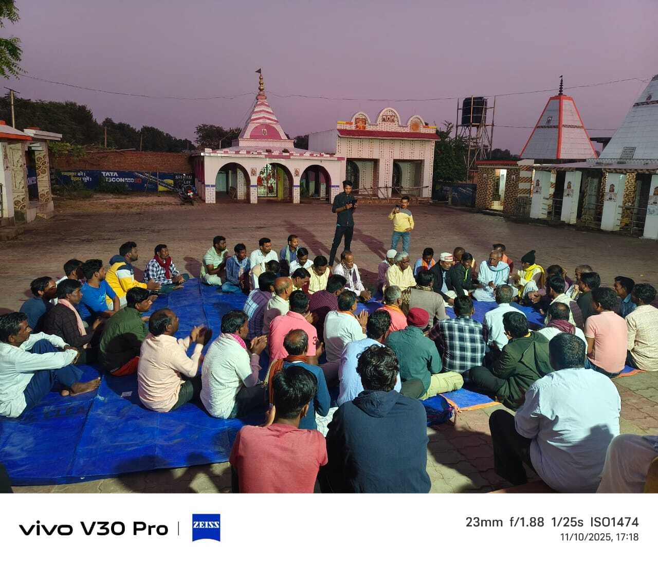 धार्मिक स्थलों पर राजनीति नहीं होनी चाहिए : राघवेंद्र