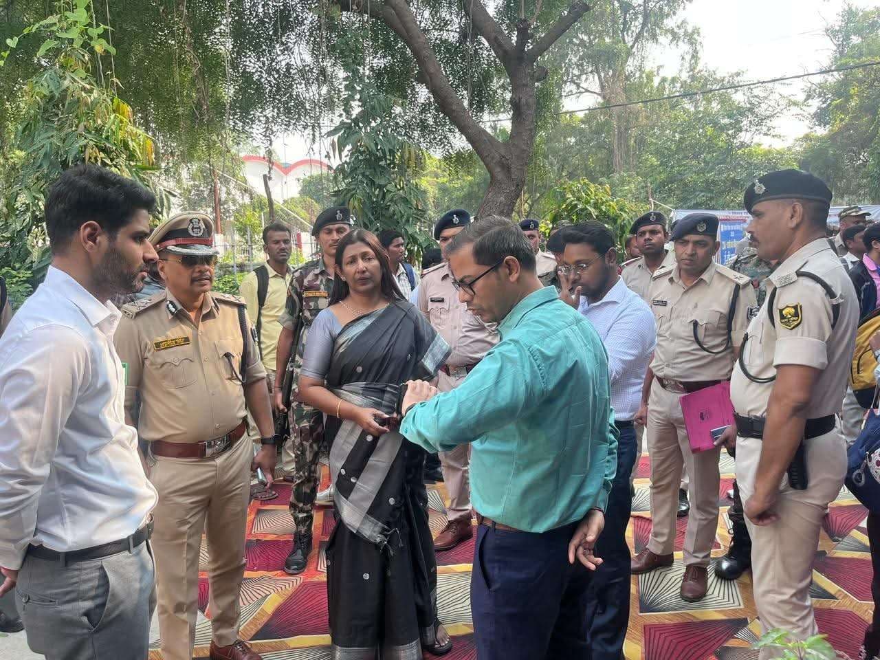 3866 बूथों पर पहुंची पोलिंग पार्टी