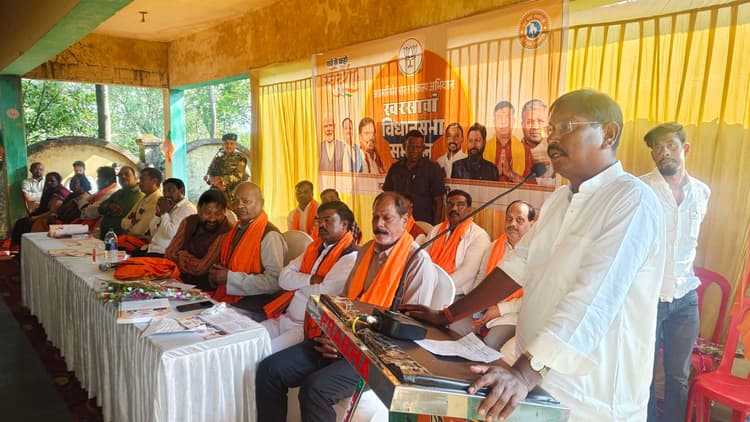 Seraikela Kharsawan News : स्वदेशी वस्तुओं के उपयोग से देश की अर्थव्यवस्था मजबूत होगी : मुंडा