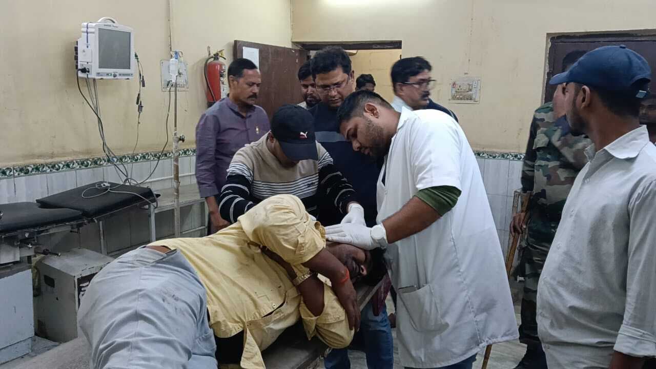 आपसी विवाद में युवक पर चाकू से हमला, गंभीर रूप से घायल