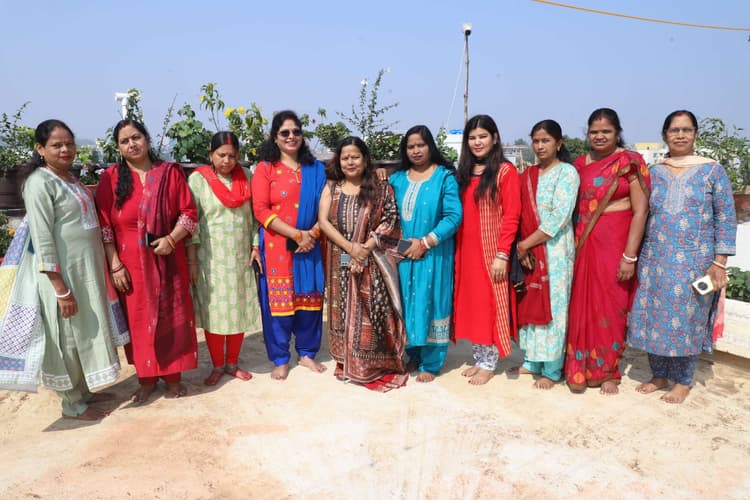 Ranchi News : महिलाओं ने गिनाईं उपलब्धियां, बताईं उम्मीदें