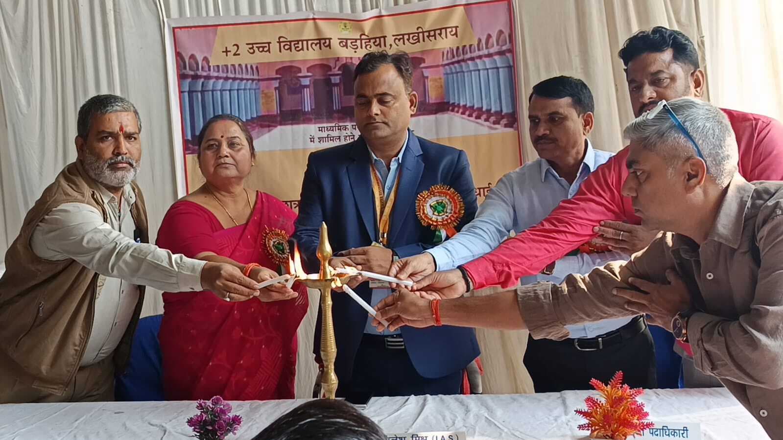 देश के कर्णधार हैं छात्र, मन लगाकर करें पढ़ाई : डीएम