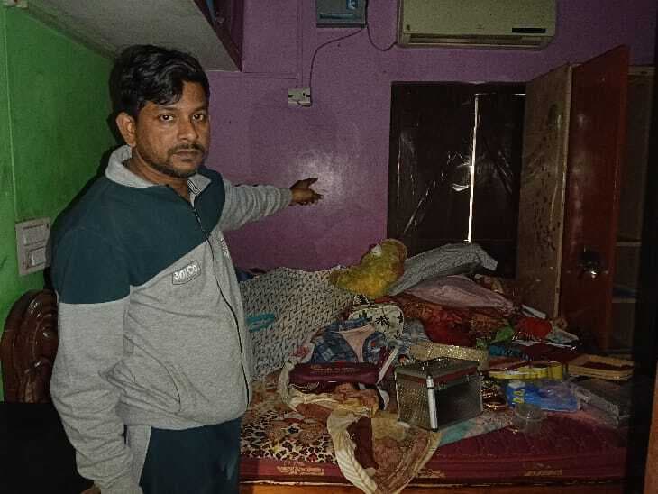 बंद घर का ताला तोड़कर नगद व जेवरात समेत 10 लाख की चोरी