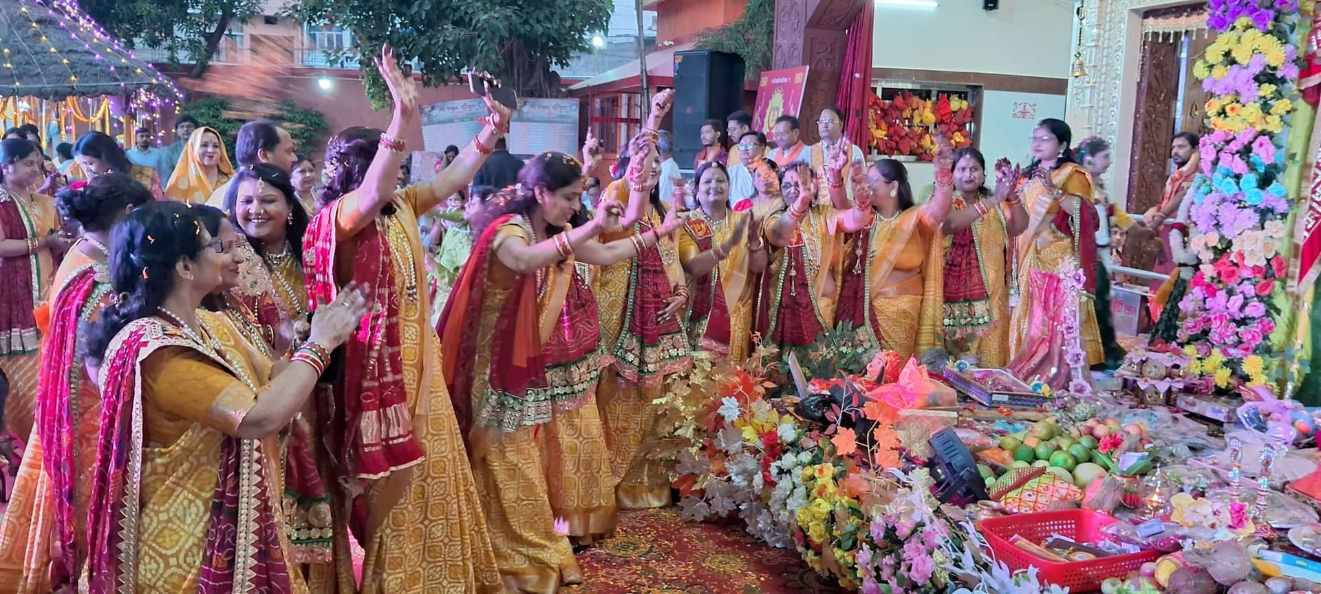 श्रीकृष्ण की झांकी ने श्रद्धालुओं का मोहा मन
