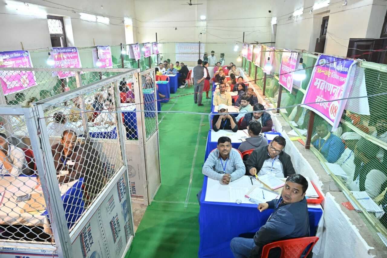 पूर्णिया के दो काउंटिंग सेंटरों पर कड़ी सुरक्षा के बीच हुई मतगणना
