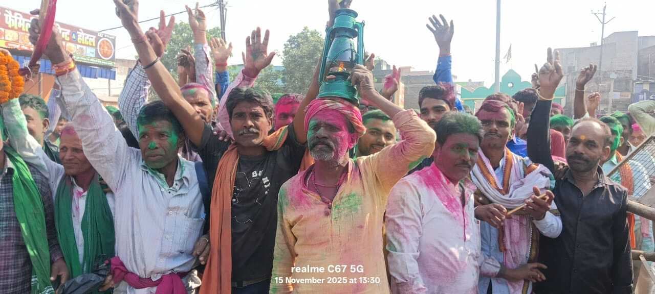 नवनिर्वाचित राजद विधायक का कार्यकर्ताओं ने किया जोरदार स्वागत