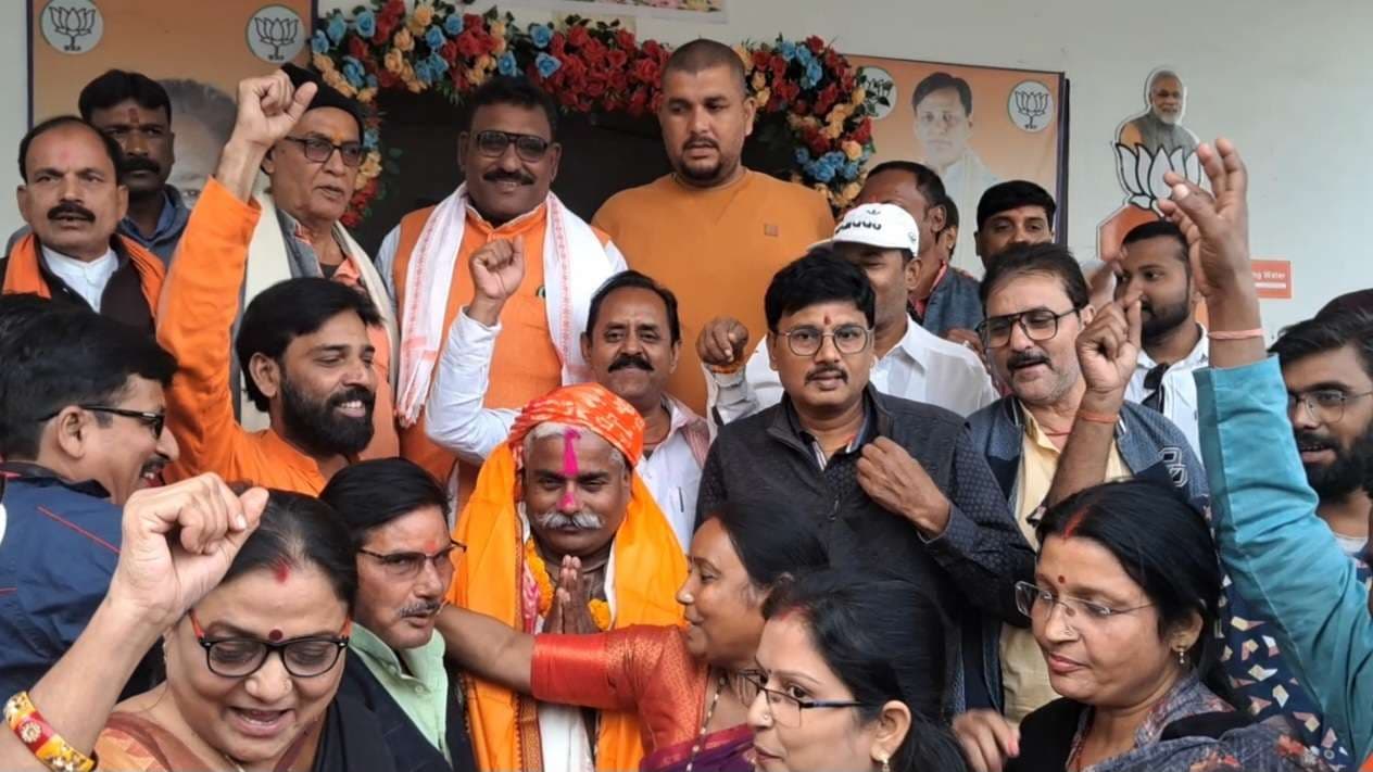 Samastipur : नव निर्वाचित विधायक का कार्यकर्ताओं ने किया स्वागत