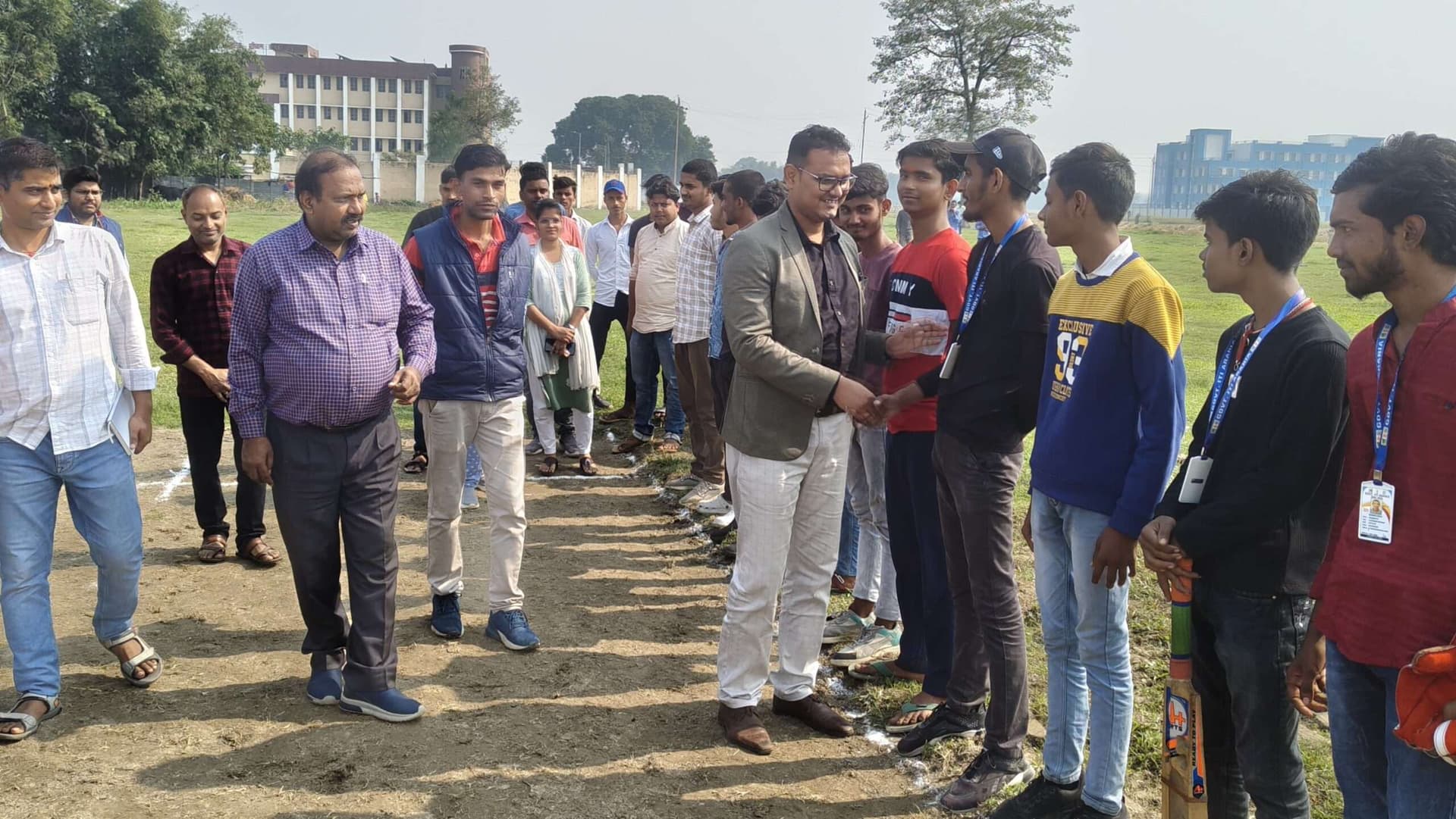 क्रिकेट व कबड्डी से हुआ खेल सप्ताह का शुभारंभ
