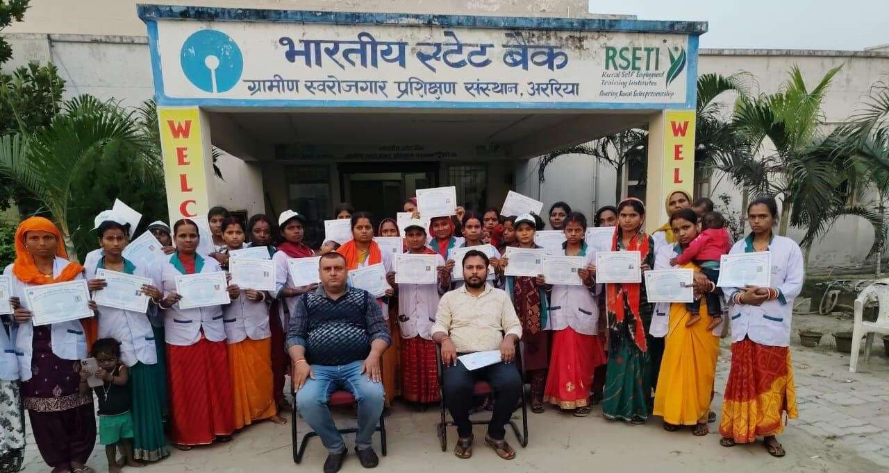 मशरूम उत्पादन का प्रशिक्षण समाप्त