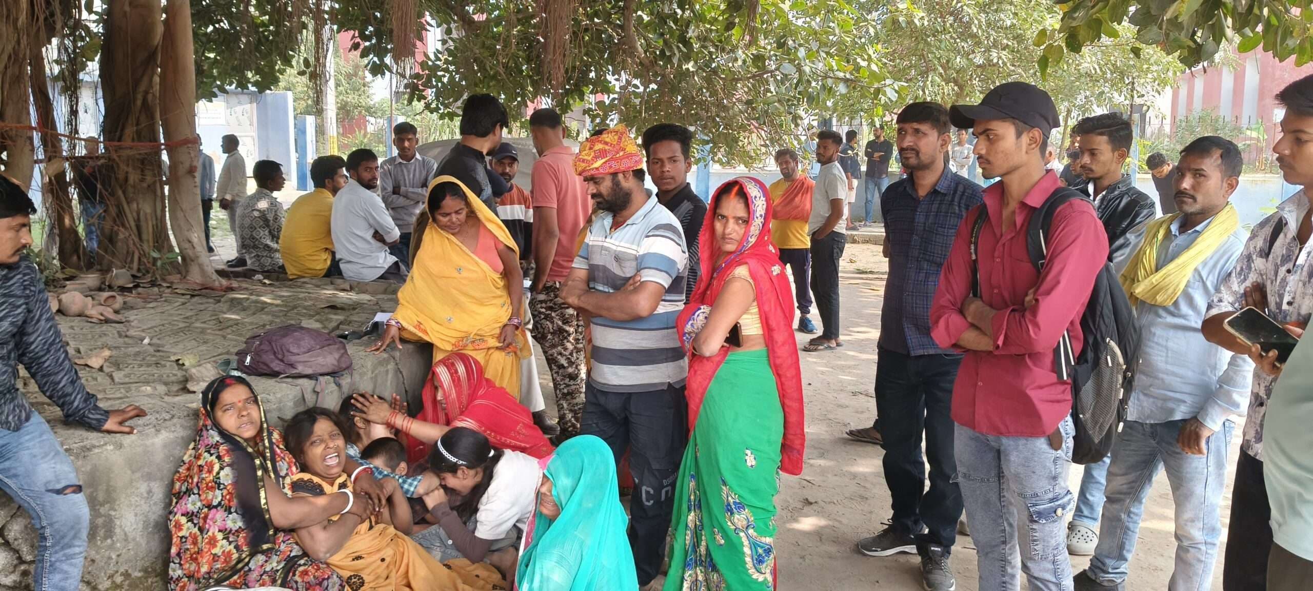 ट्रेन की चपेट में आने से महिला की मौत