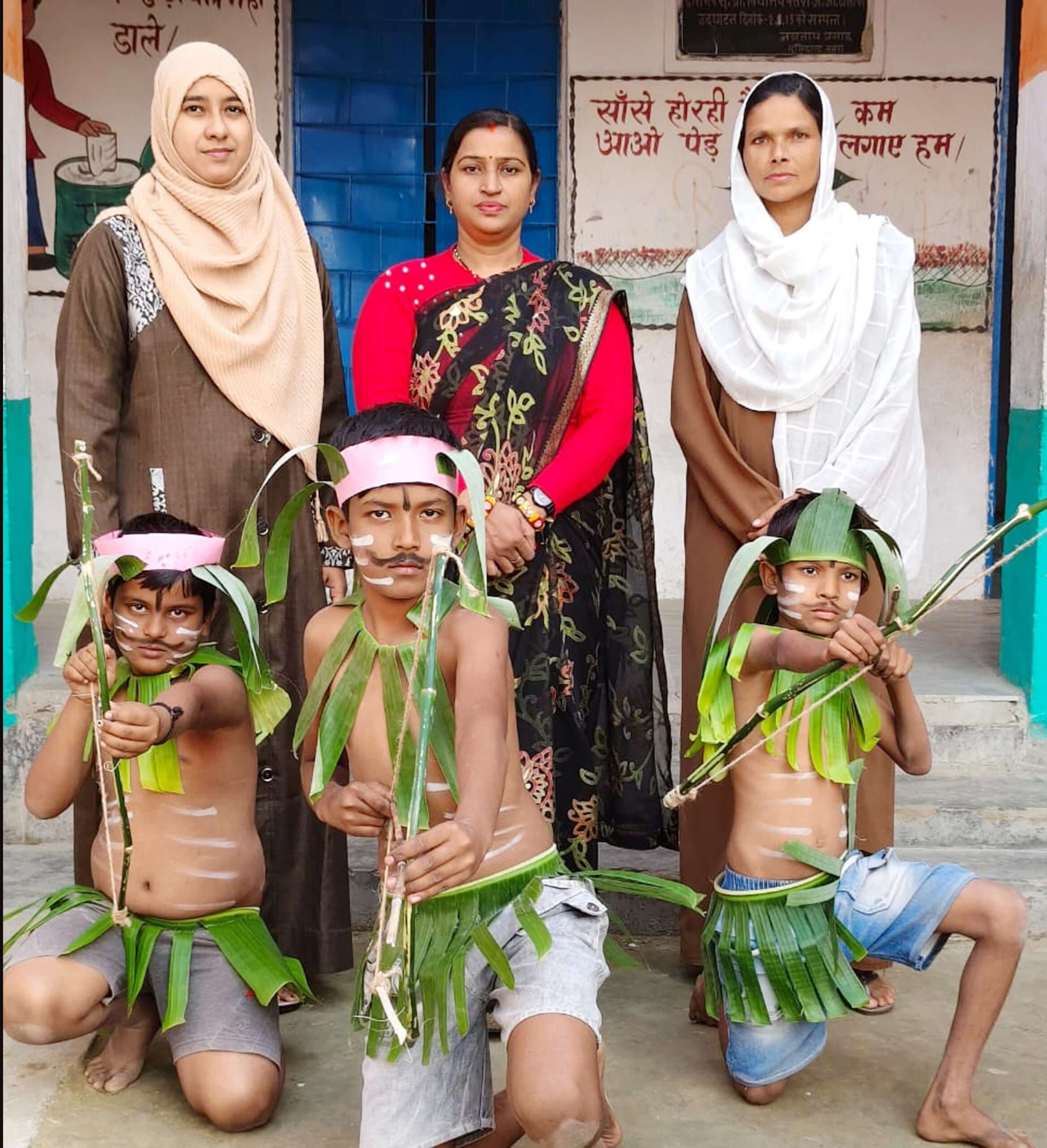 प्रखंड के विद्यालयों में जनजाति गौरव पखवारे के रूप में मनायी गयी बिरसा मुंडा की जयंती