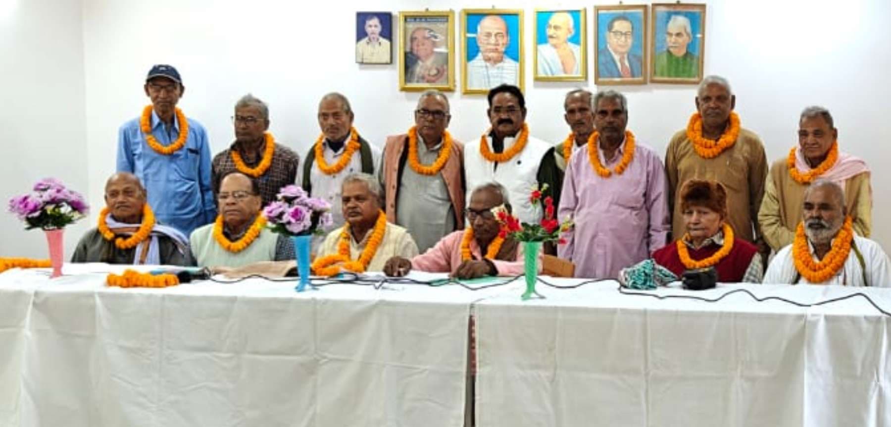 बिहार पेंशनर समाज सूर्यगढ़ा पूर्वी के सचिव चुने गये अनिमेश कुमार