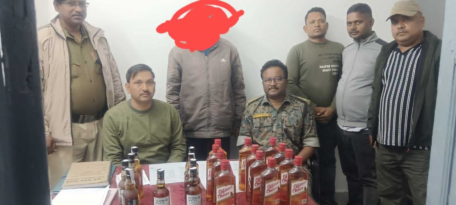 Giridih News :ऑपरेशन सतर्क के तहत 21 बोतल विदेशी शराब के साथ एक गिरफ्तार