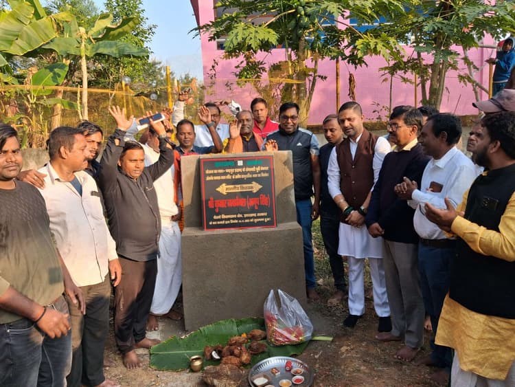 Bokaro News : विधायक ने किया कई योजनाओं का शिलान्यास
