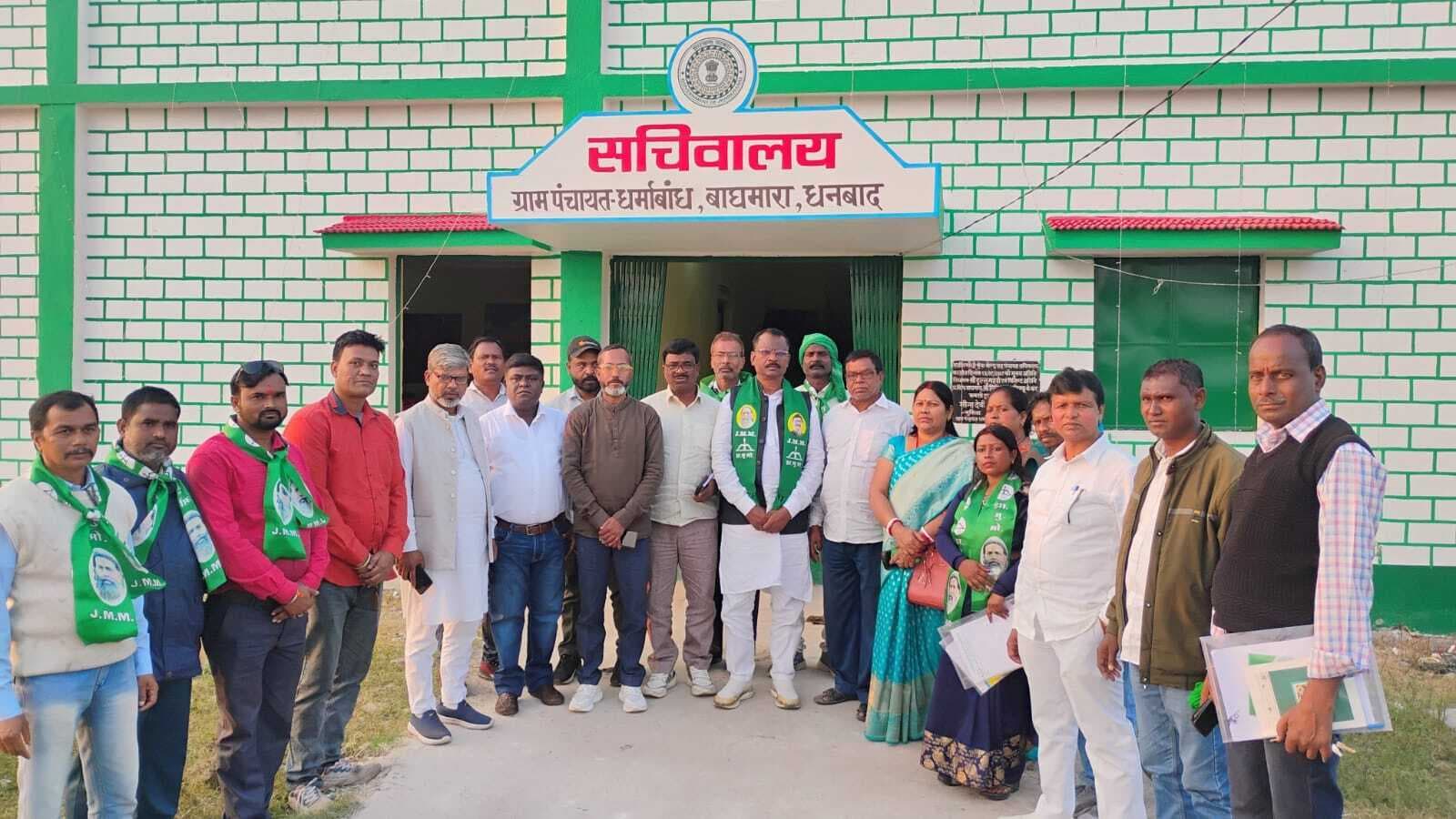 Dhanbad News: राज्य सरकार की योजनाएं घर-घर पहुंचायें : लखी सोरेन