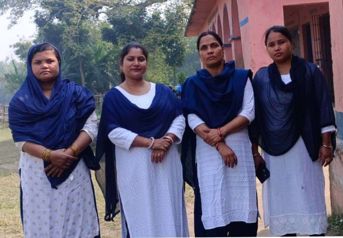 पहल : शिक्षकों ने अपने लिया बनाया ‘ड्रेस कोड’