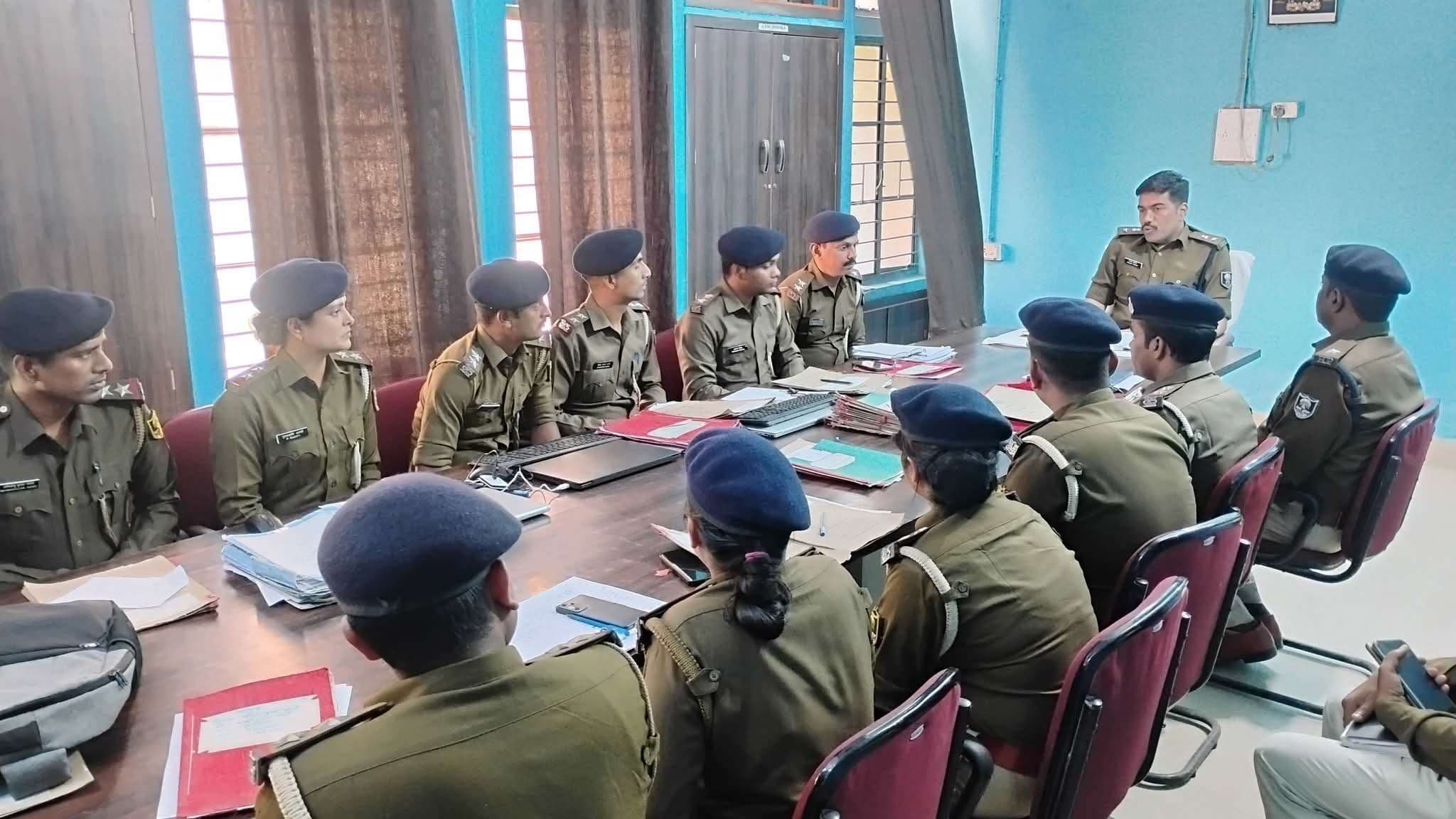 गंभीर मामलों को प्राथमिकता के साथ करें निष्पादित: एसपी