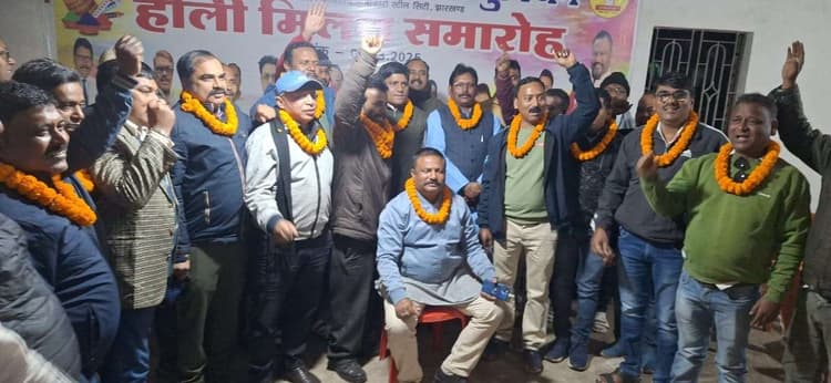 Bokaro News : कैपिटल रिपेयर के दर्जनों कार्यकर्ता ने झारखंड स्टील वर्कर्स यूनियन का दामन थामा