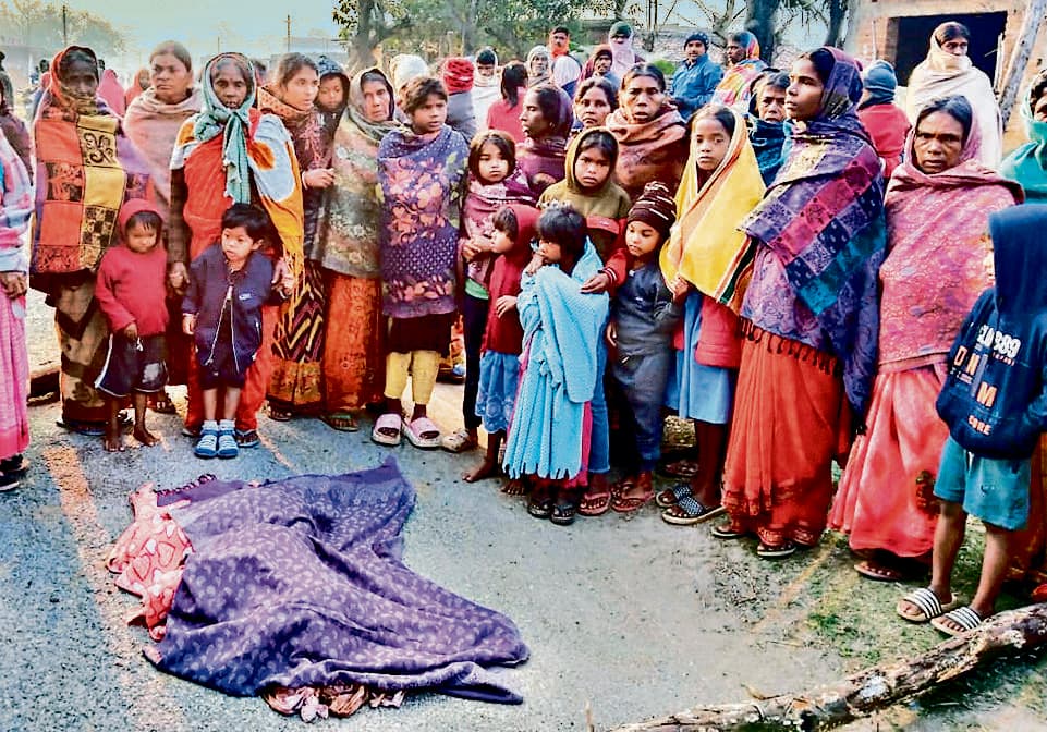 Bokaro News : गोमिया में हाथी ने महिला को कुचल कर मार डाला