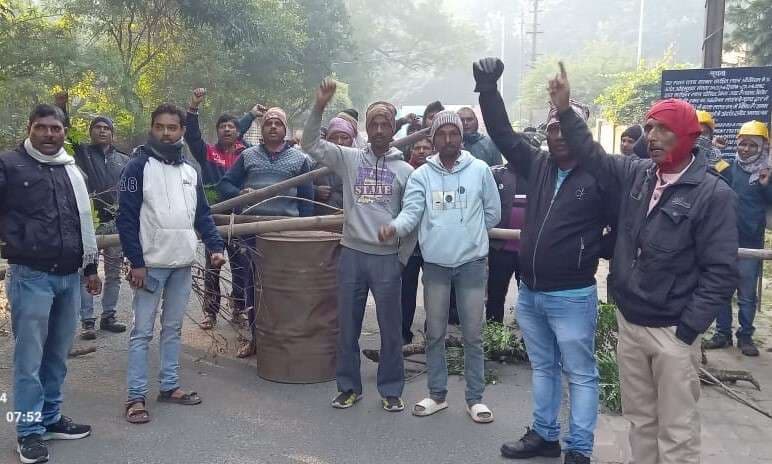 Bokaro News : मजदूरों की मांगों को लेकर आंदोलन कुछ घंटे में स्थगित