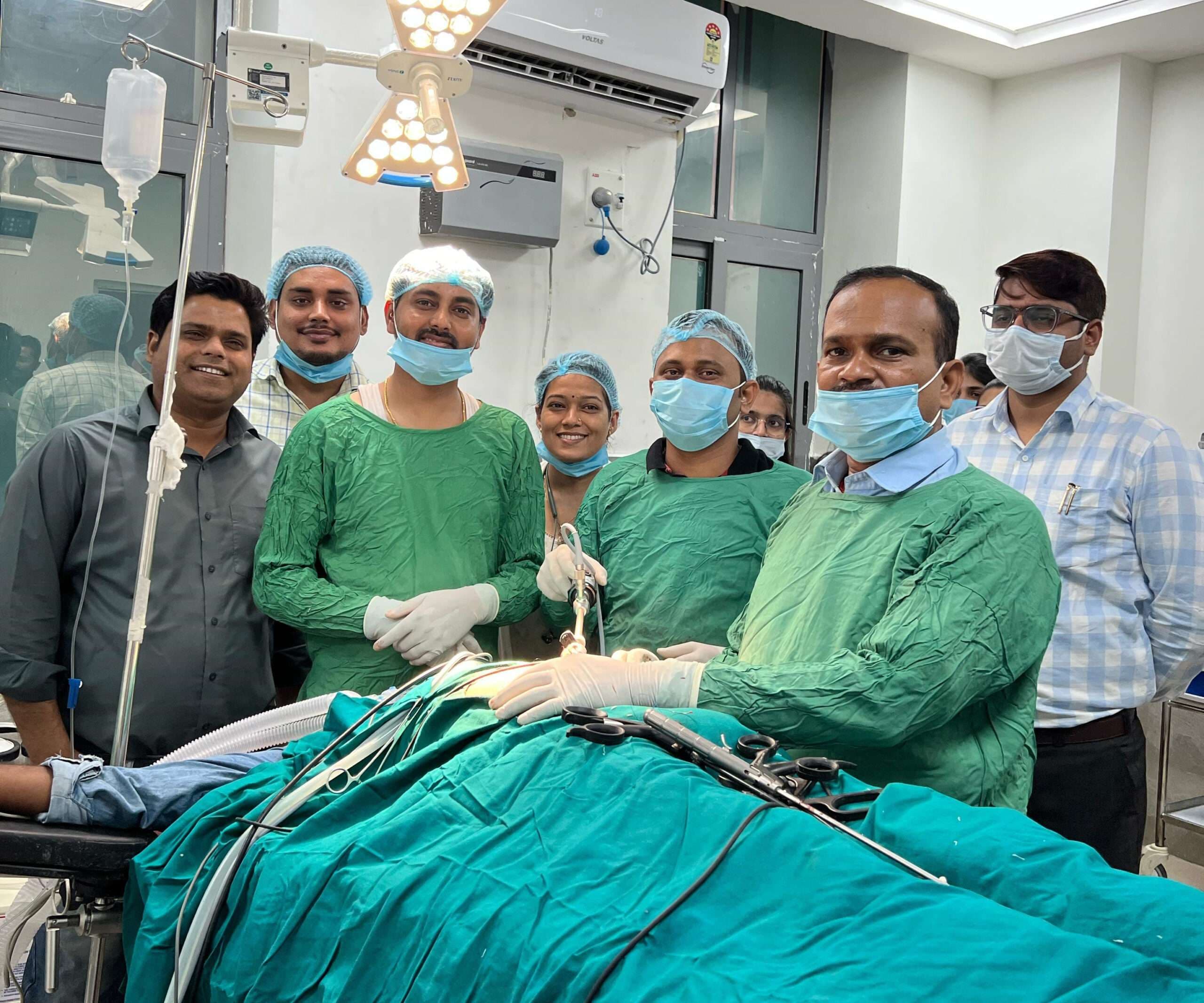 जीएमसीएच में पहली बार बगैर चीरा लगाये बाहर निकाला पित्त नली का स्टोन