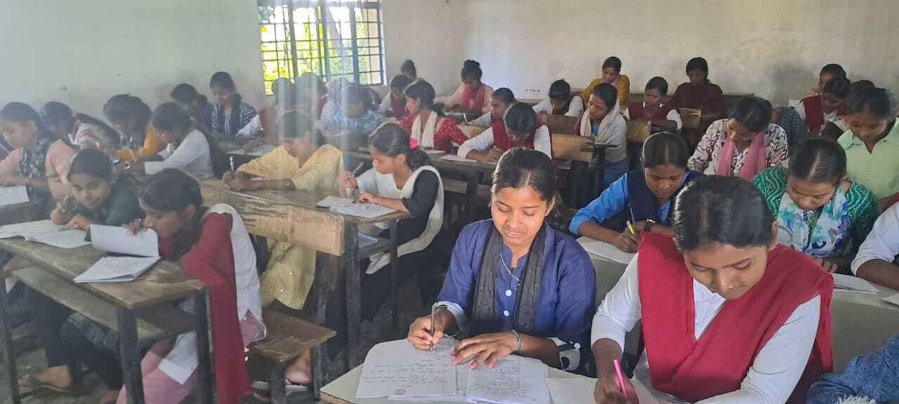 मैट्रिक व इंटर की सेंटअप परीक्षा शुरू