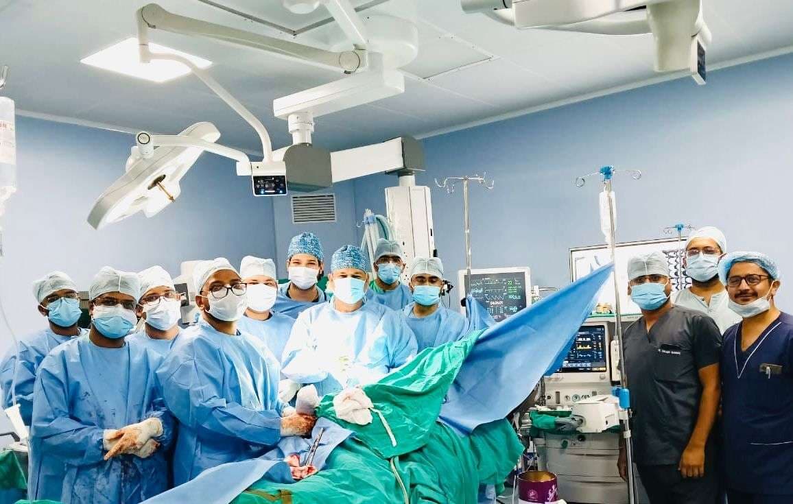 Deoghar news : देवघर एम्स में 64 साल के बुजुर्ग के कंधा का सफल प्रत्यारोपण
