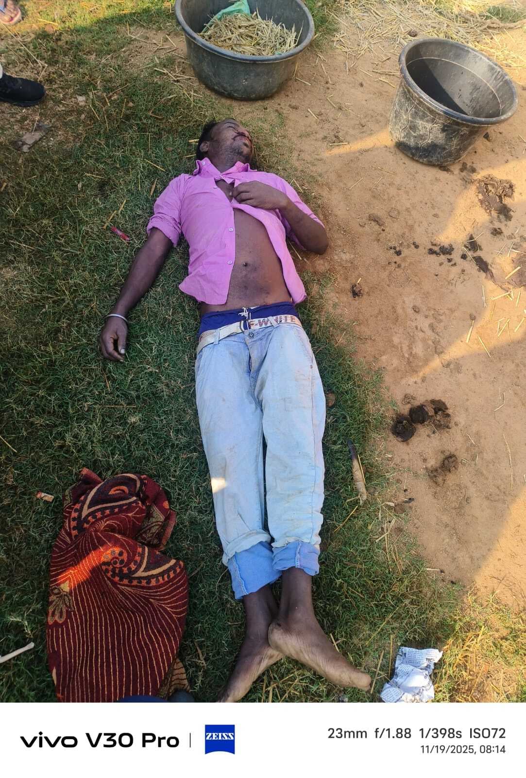 Deoghar news : संदिग्ध अवस्था में मिला आदिवासी युवक का शव, पुलिस ने महिला व उसके पति को लिया हिरासत में