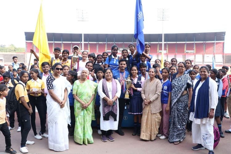 Nml Kps School Annual Sports day At Jrd Tata Sports Complex : मौर्य हाउस विजेता व माराठा हाउस बना उपविजेता