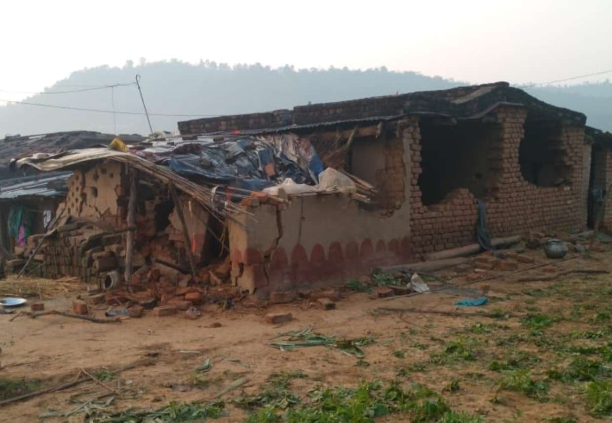 हाथियों के कहर से कटहराटांड़ के लोगों में दहशत