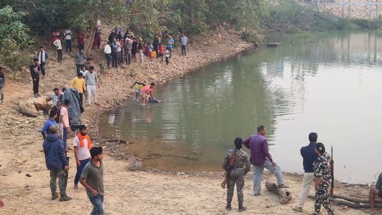 खड़गपुर झील से युवक का शव बरामद