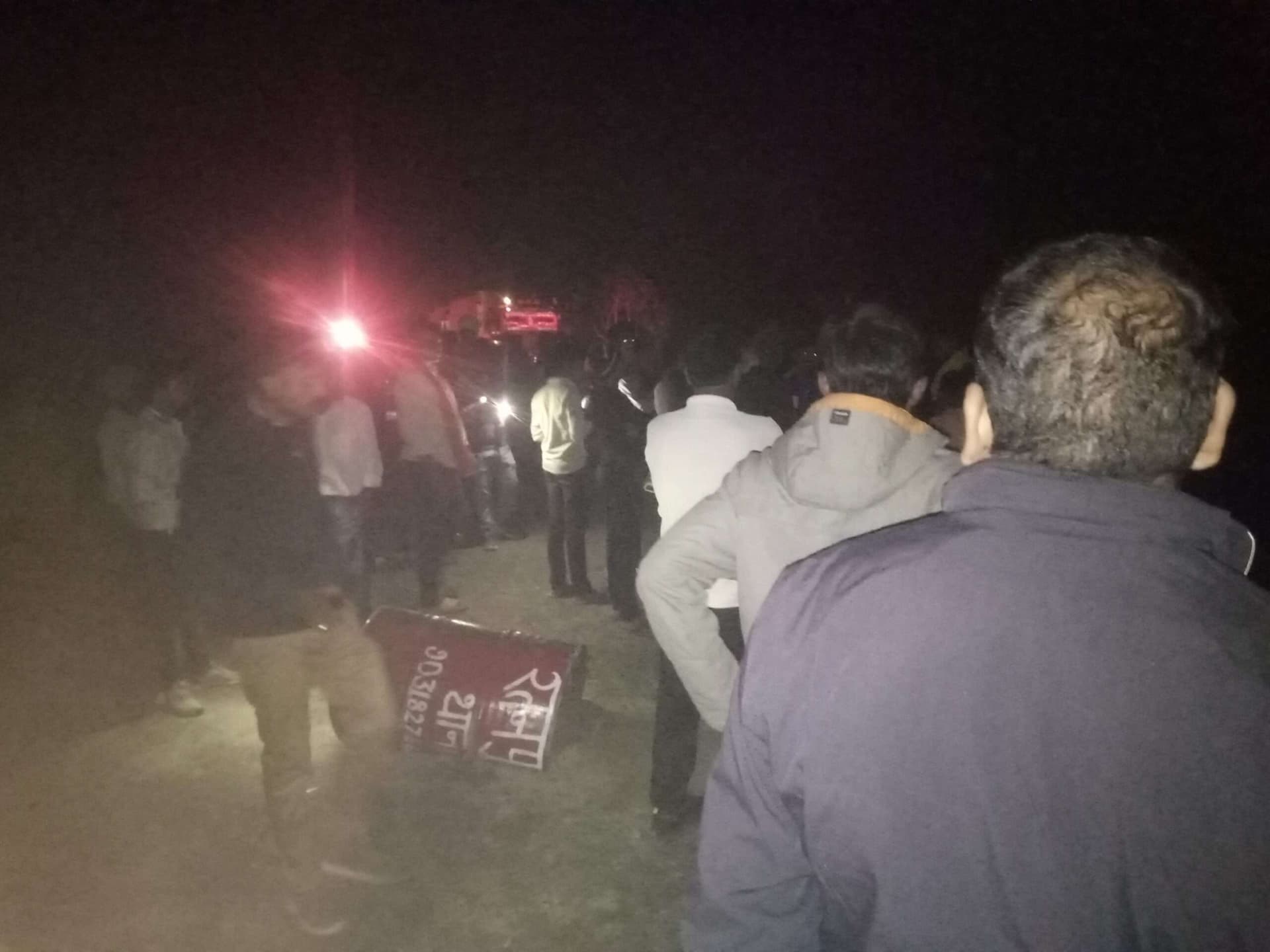 पुलिस चेकपोस्ट पर रखे ड्राम से टकरायी बाइक, युवक की मौत