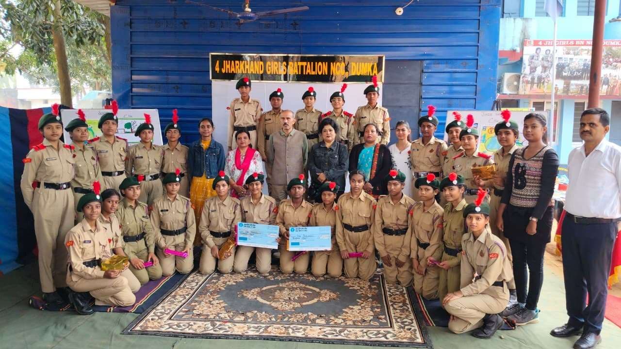 गर्ल्स कैडेट्स ने लिया पर्यावरण की सुरक्षा का संकल्प