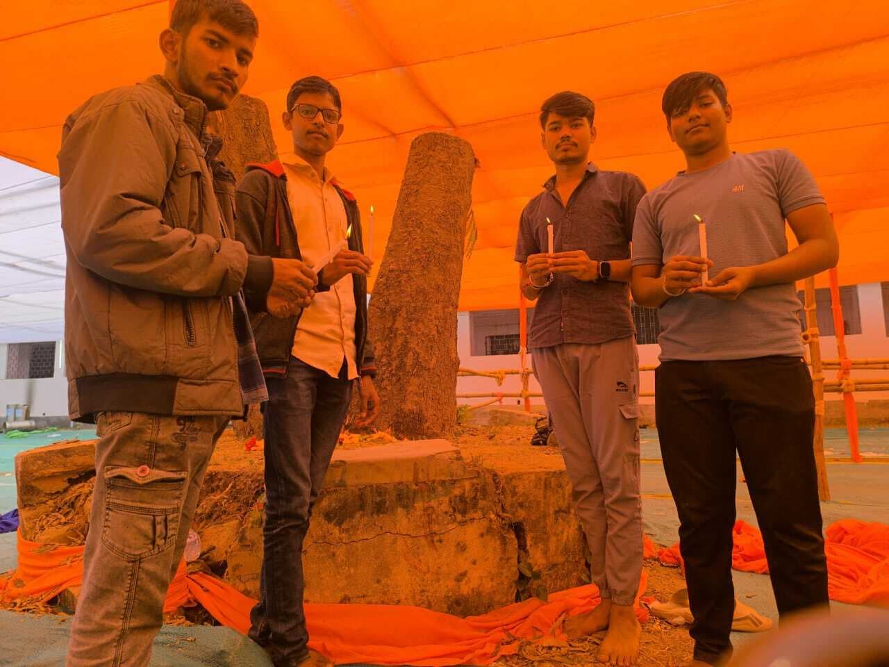 केकेएम कॉलेज परिसर में पेड़ों की कटाई पर एबीवीपी ने किया विरोध