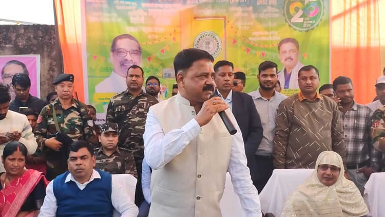 Giridih news :जनता की समस्याओं का त्वरित समाधान करना सरकार की प्राथमिकता : सुदिव्य