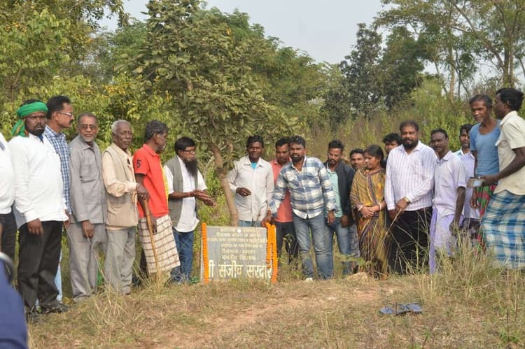 East Singhbhum News : गांवों के सर्वांगीण विकास को प्राथमिकता दे रही सरकार