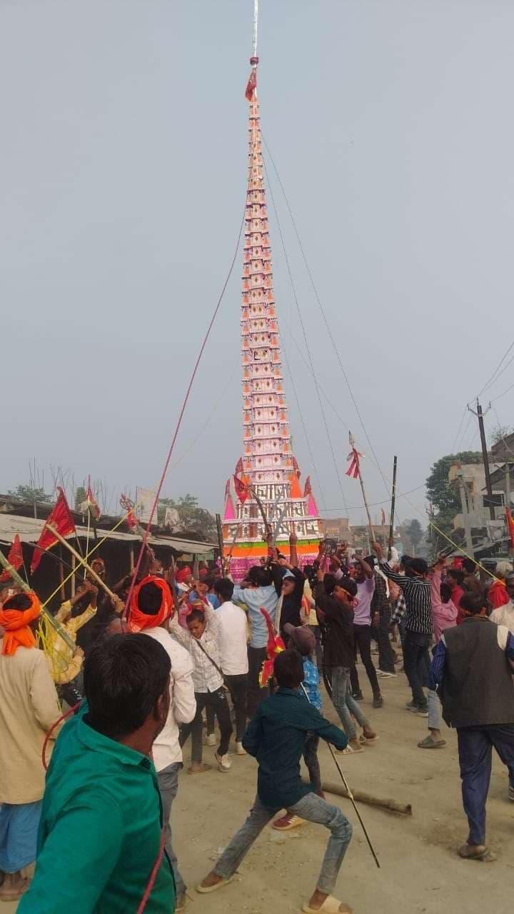 Motihari: विवाह पंचमी को लेकर महावीरी झंडा निकाला गया