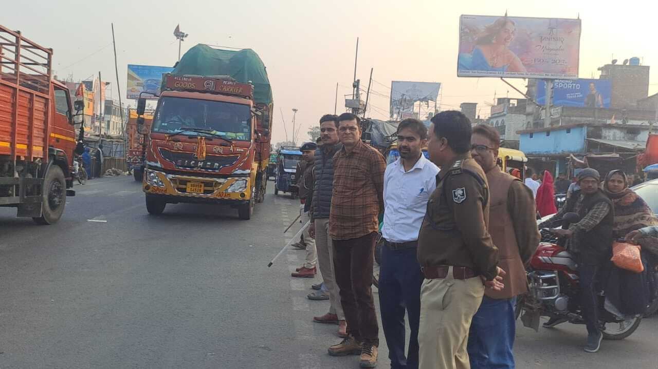 अवैध पार्किंग पर अब कसेगी लगाम, नियम तोड़ी तो, होगी कार्रवाई