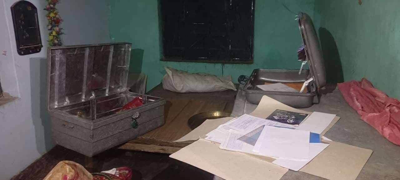 Motihari: चोरों ने घर का ताला तोड़ा, लाखों की चोरी