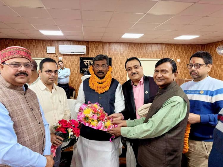 Motihari: शहर को स्वच्छ व सुंदर बनाने पर हुई चर्चा