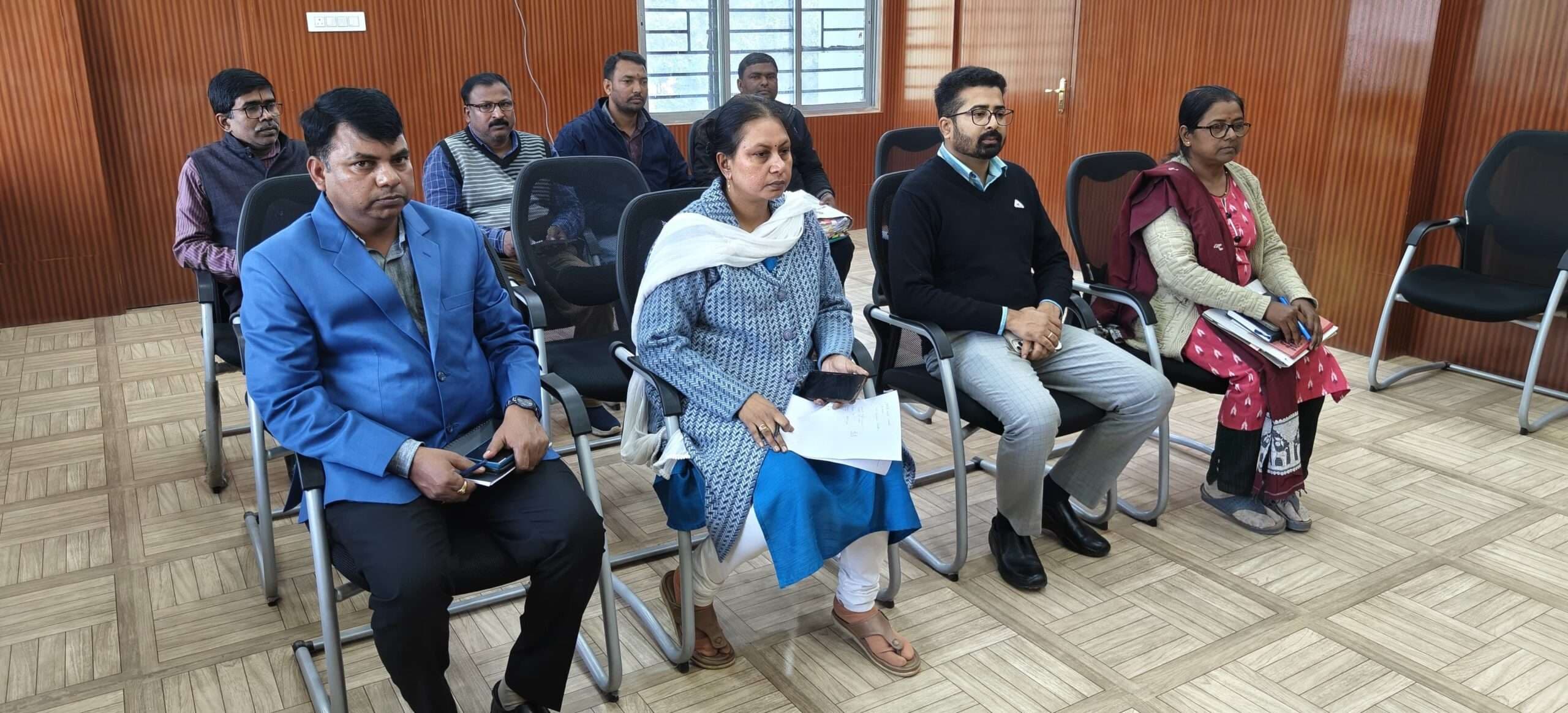 रिक्त नौ पदों के लिए जल्द निकालें विज्ञापन : डीसी