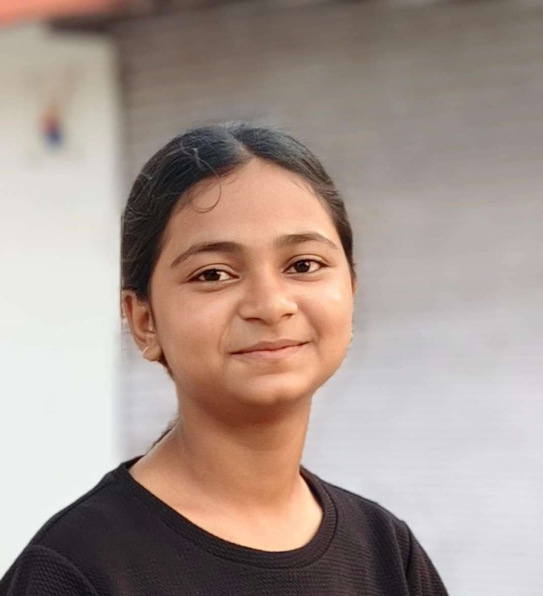 निबंध प्रतियोगिता में प्रज्ञा प्रिया को प्रथम स्थान